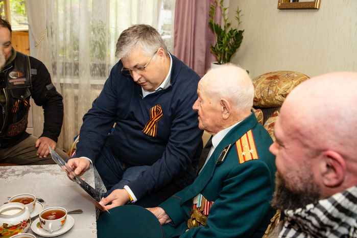 Визит Кирилла Григорьева к ветерану Великой Отечественной войны