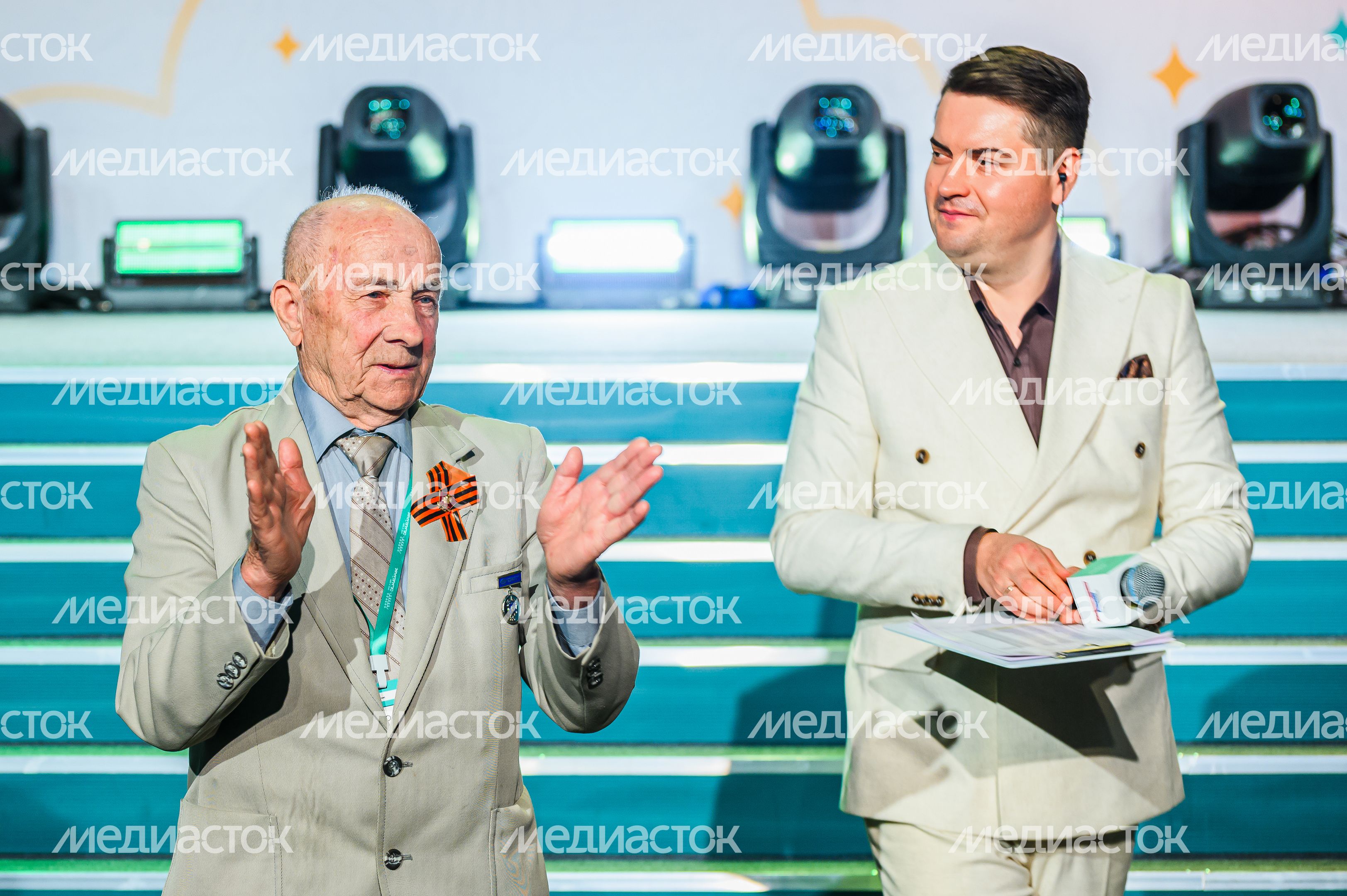 Окружной полуфинал конкурса "Это у нас семейное"