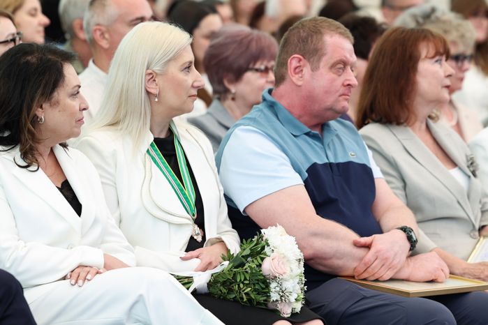 Подмосковных медработников поздравили с профессиональным праздником