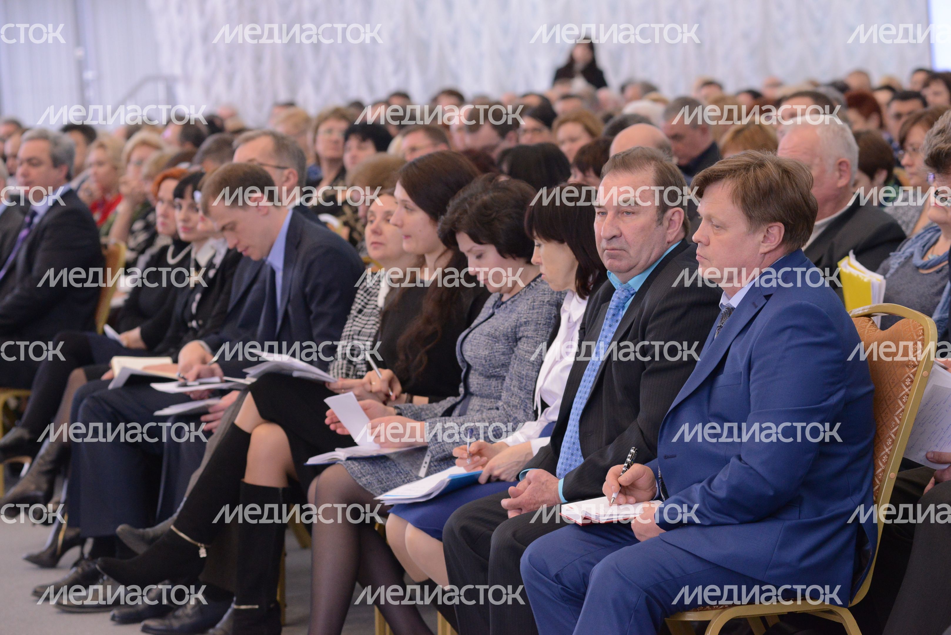 А. Воробьев провел совещание с главврачами