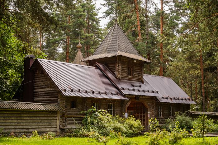 Дубна. Смоленская церковь
