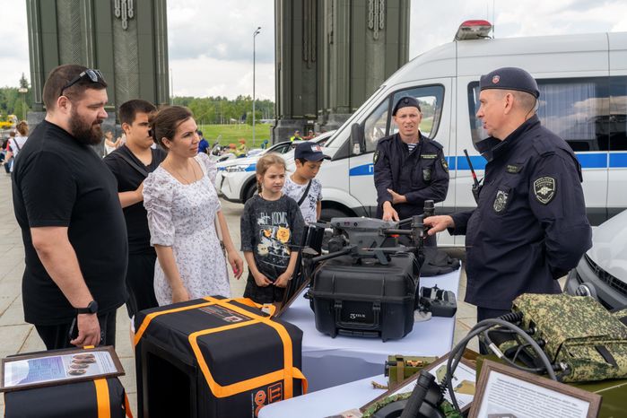 Проект «Проведи один день с полицией Подмосковья» в Центральном парке «Патриот» Одинцовского округа