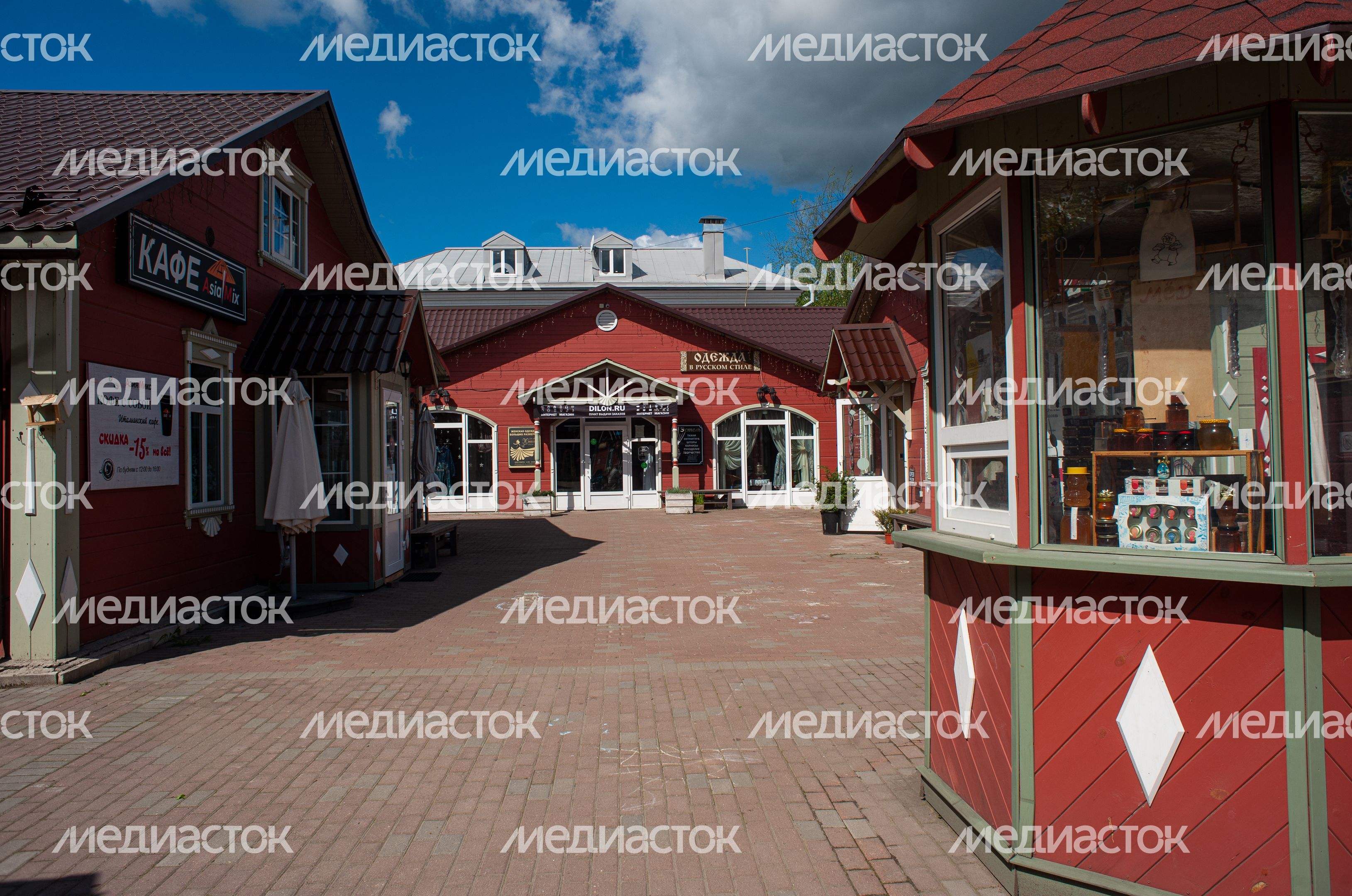 Летние виды города Звенигород