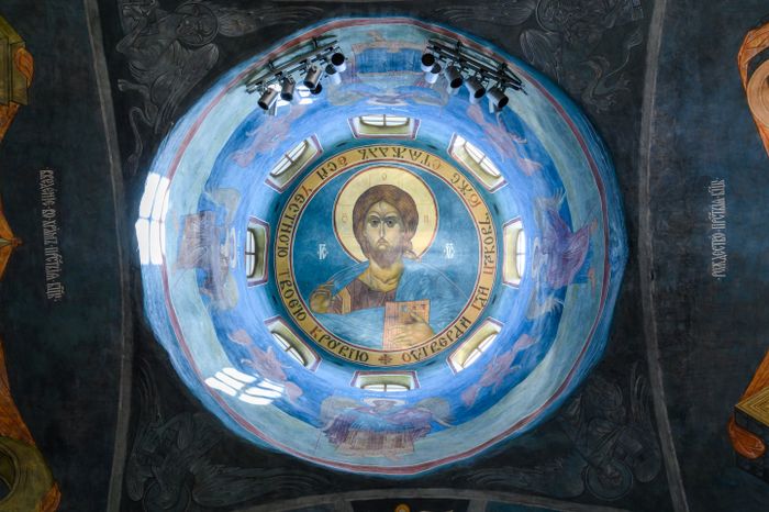 Солнечная Свято-Троицкая Сергиева лавра