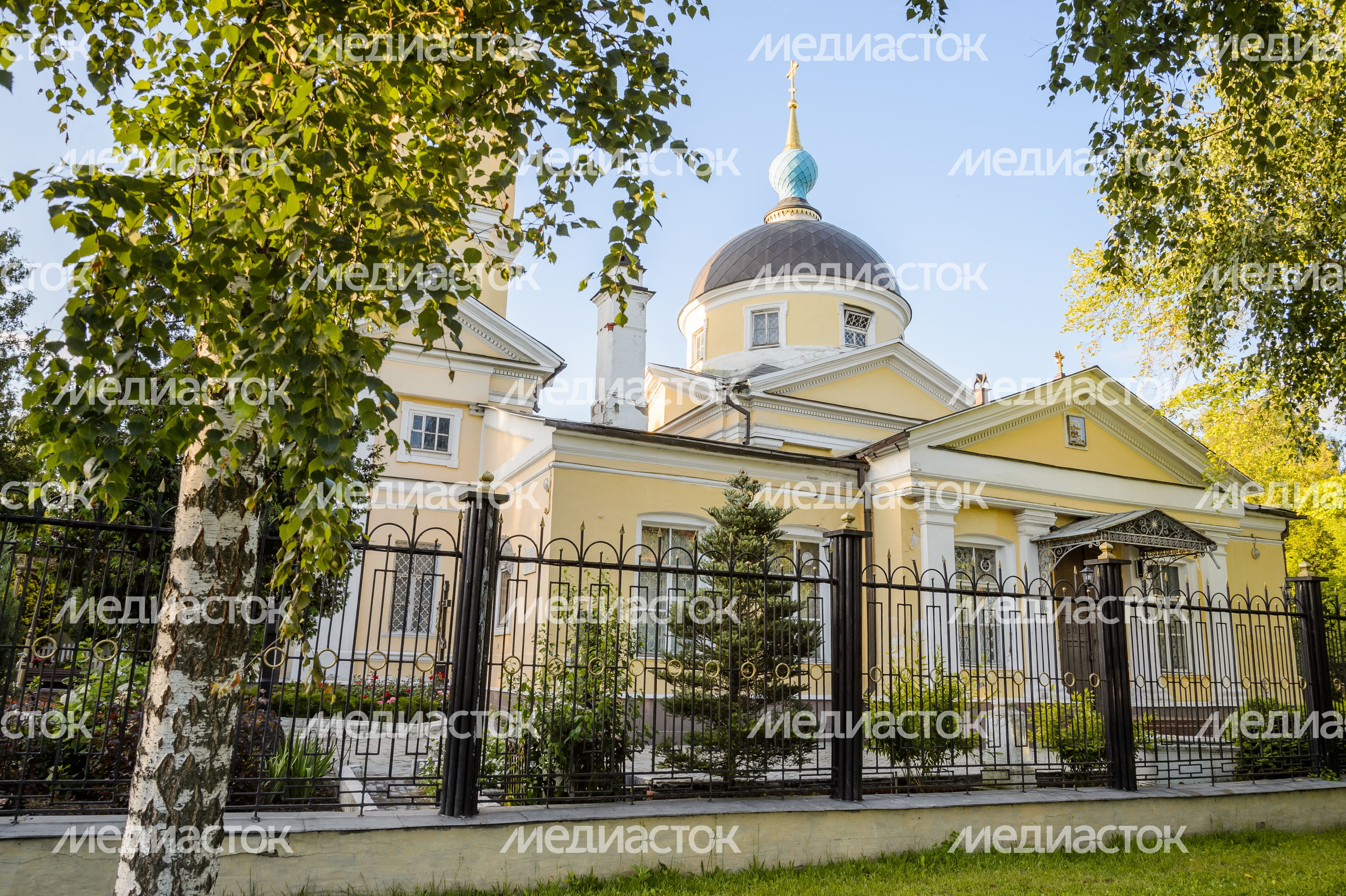Королев. Космодамианская церковь Королев. Космодамианская церковь