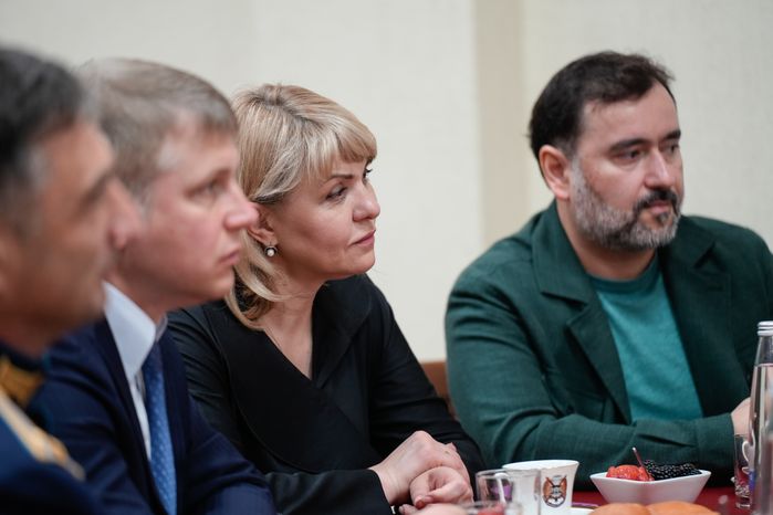 Андрей Воробьев встретился с семьями военнослужащих 45-й бригады спецназа ВДВ