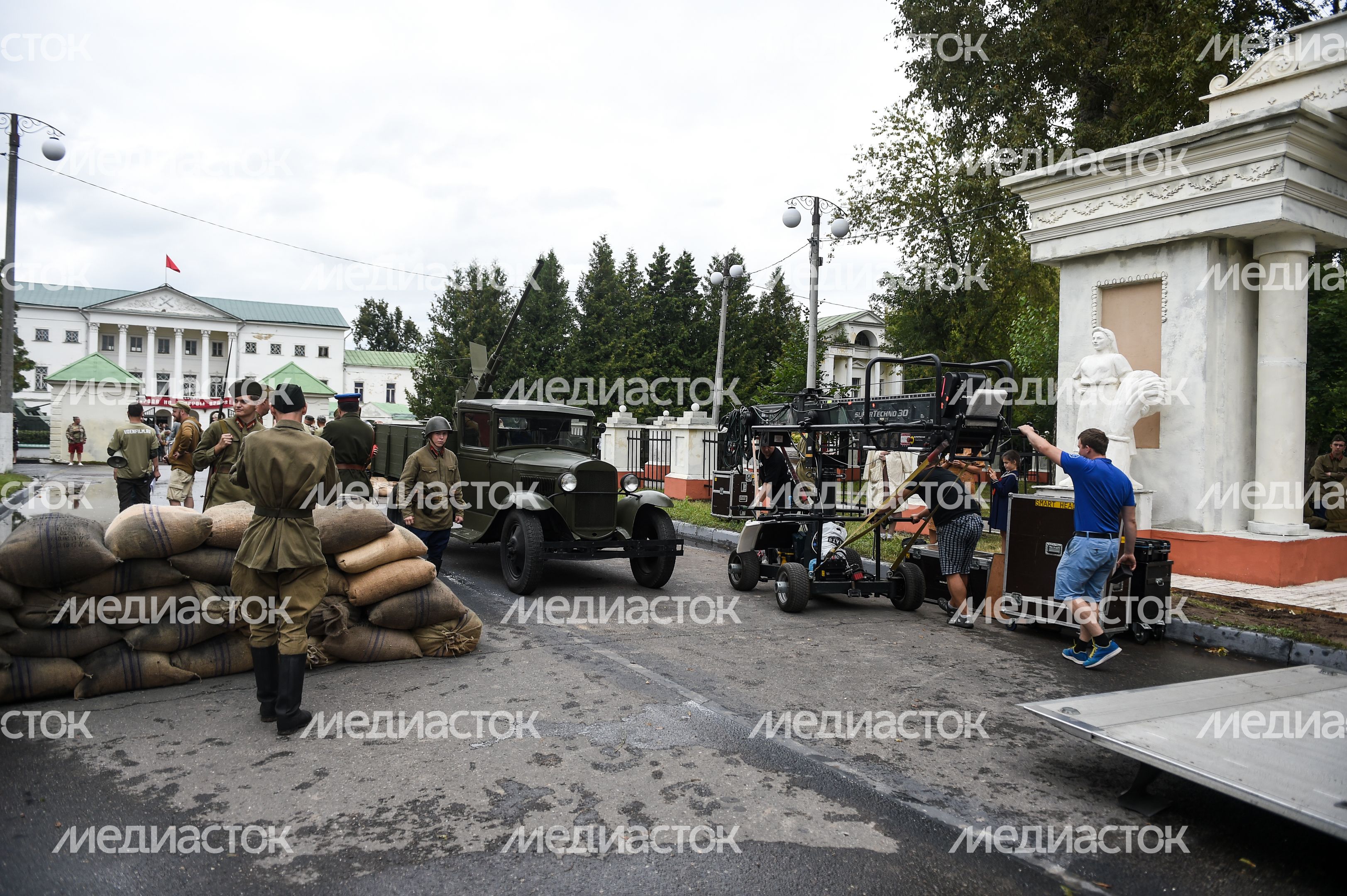Андрей Воробьев посетил съемочную площадку фильма Ильинский Рубеж