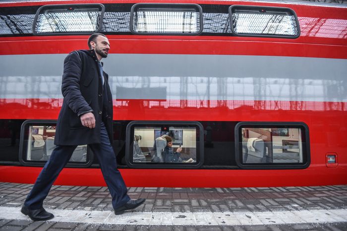 Запуск двухэтажного «Аэроэкспресса» с Киевского вокзала в Москве