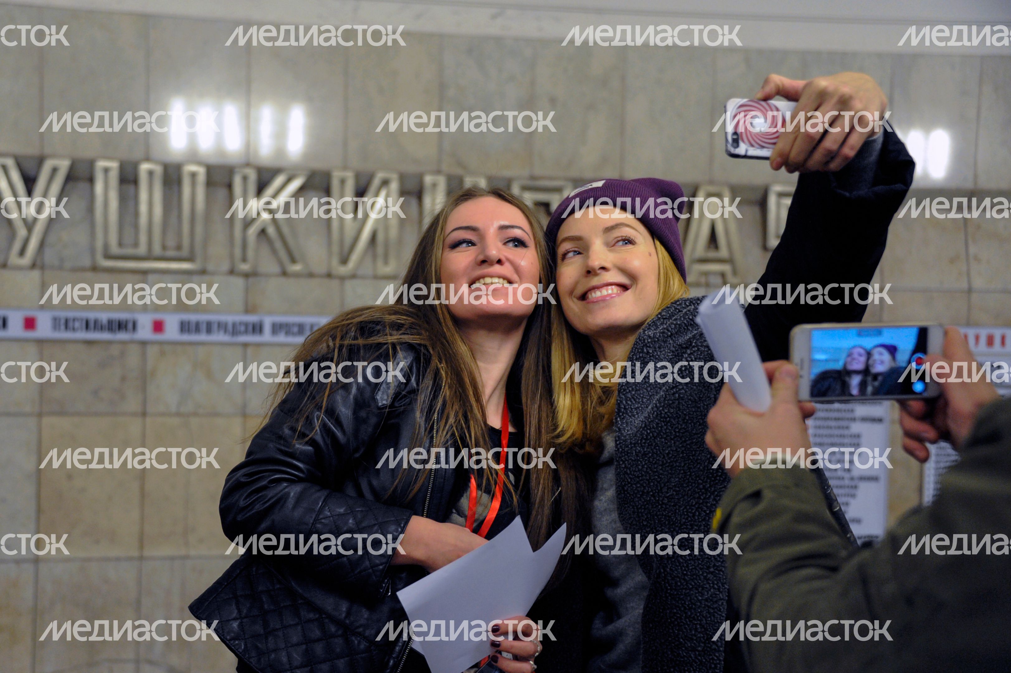 Квест со звездами в московском метро