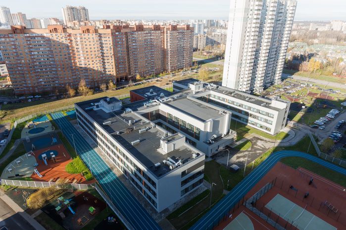 Новый корпус средней школы №11 в мкр. Центральный Долгопрудного