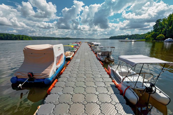 Отдых у воды Истринского водохранилища в загородном отеле «Истра»