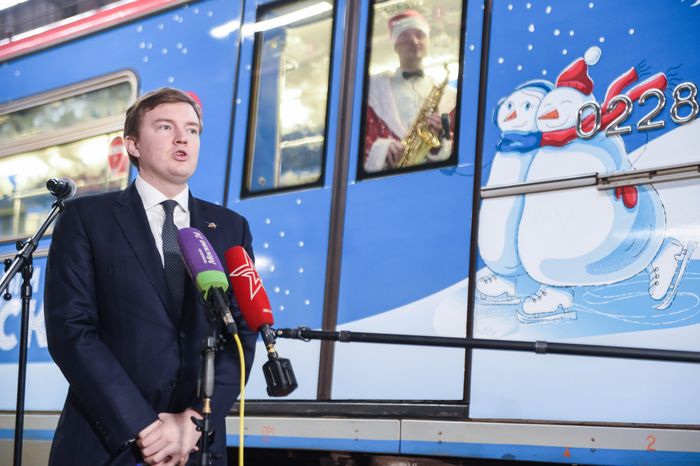 Запуск новогоднего поезда в Московском метрополитене