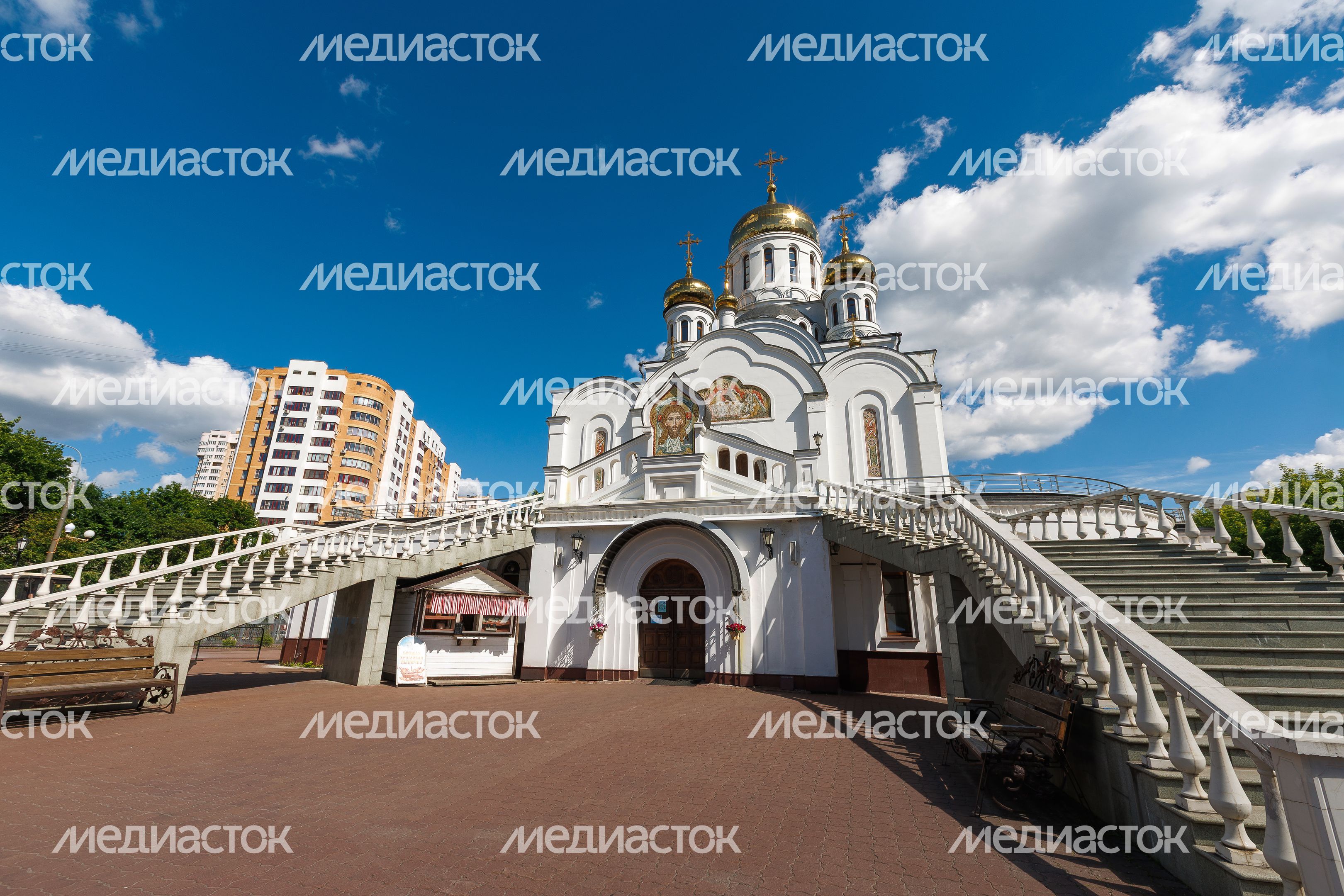 Храм Троицы Живоначальной в Реутове