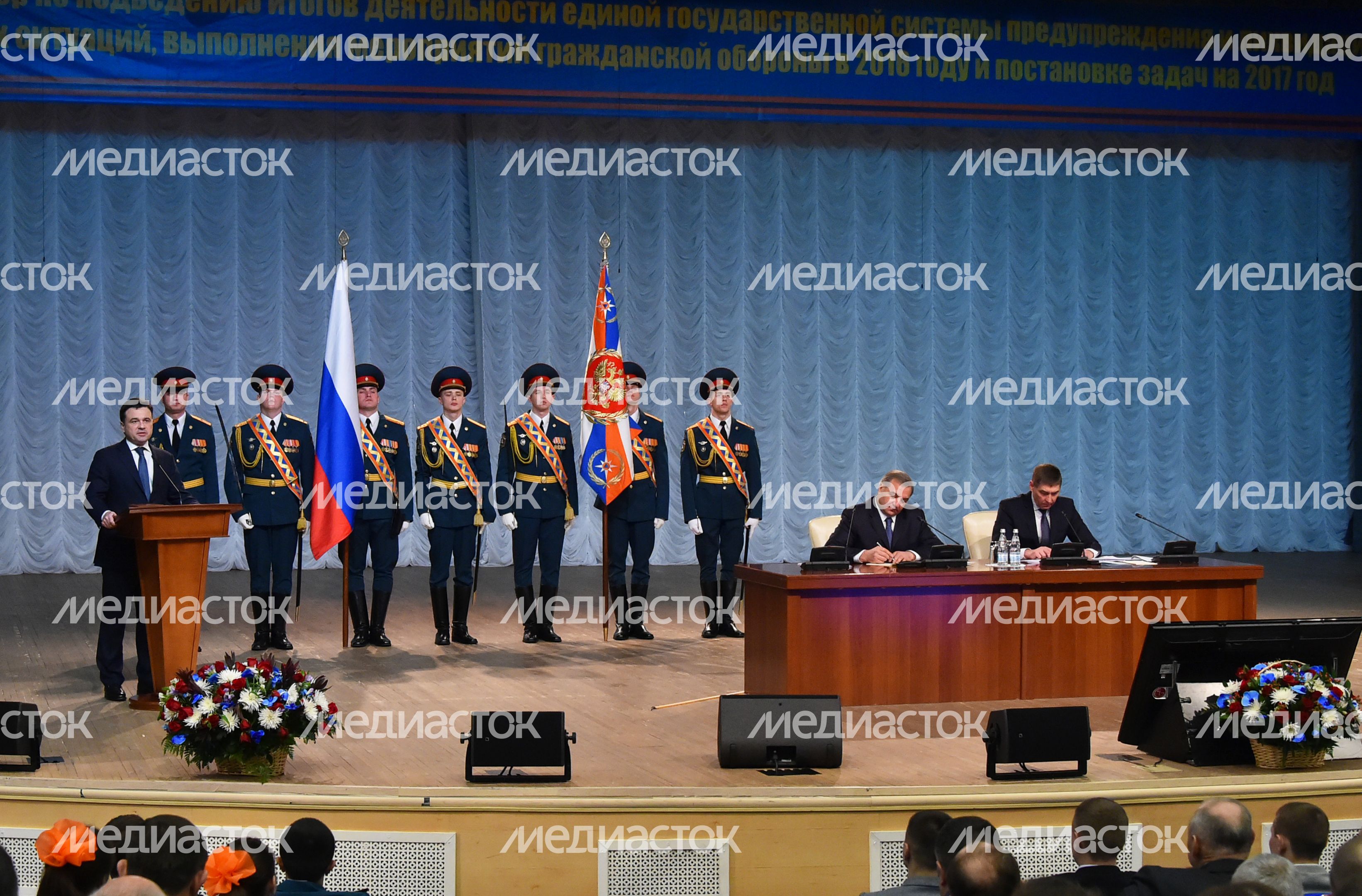 Сбор по подведению итогов деятельности системы РСЧС прошел в подмосковном доме правительства
