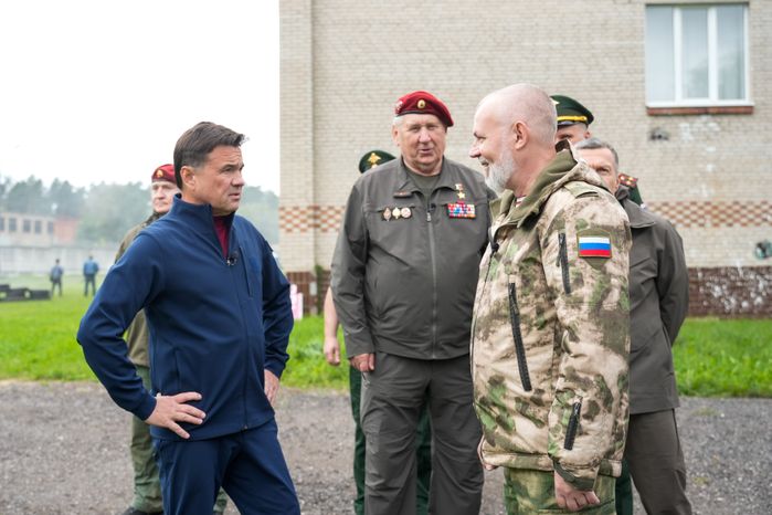 Андрей Воробьев и Владимир Соловьев посетили центр спецподготовки "Витязь" в Балашихе