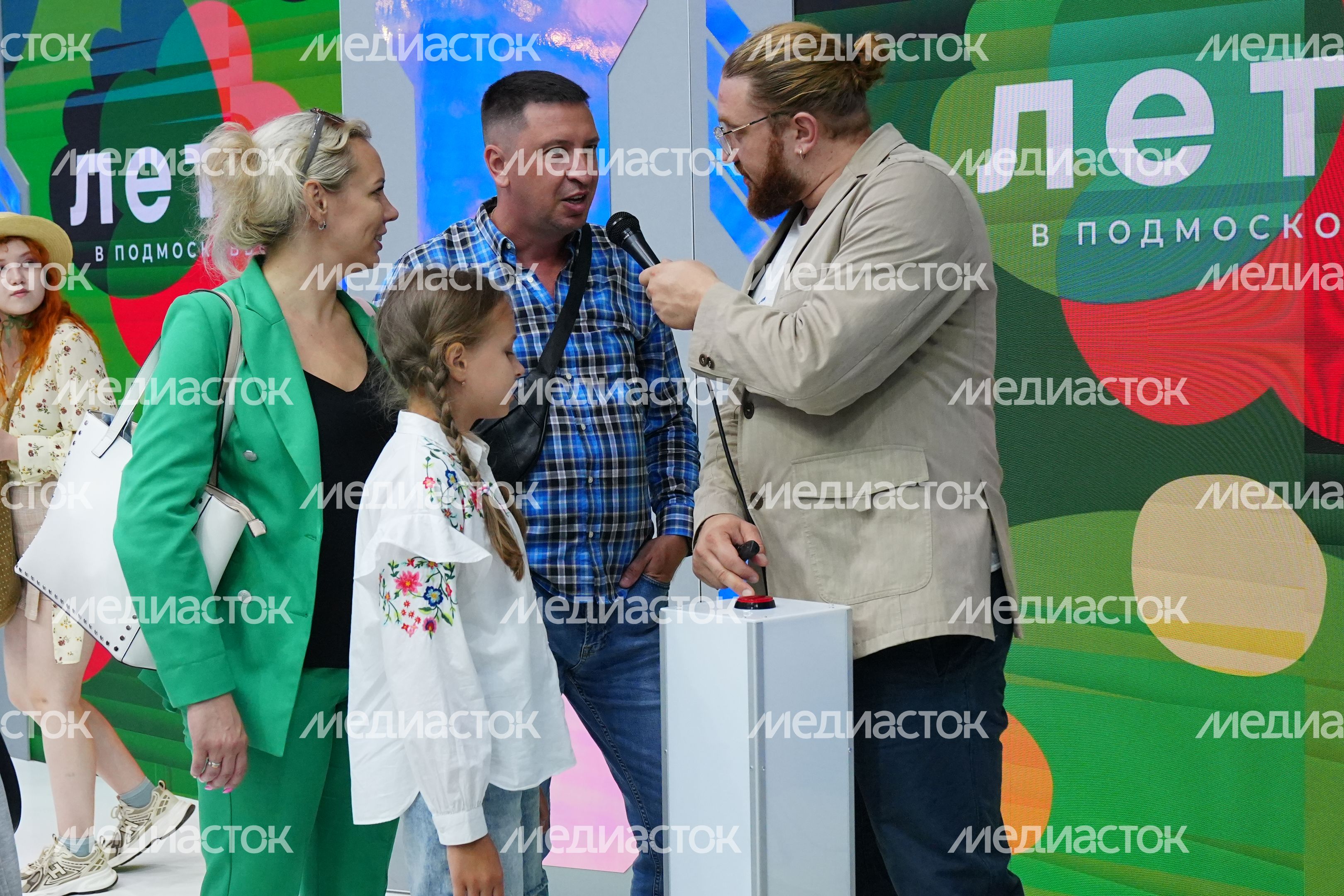 На ВДНХ завершает свою работу международная выставка-форум "Россия" На ВДНХ завершает свою работу международная выставка-форум "Россия"