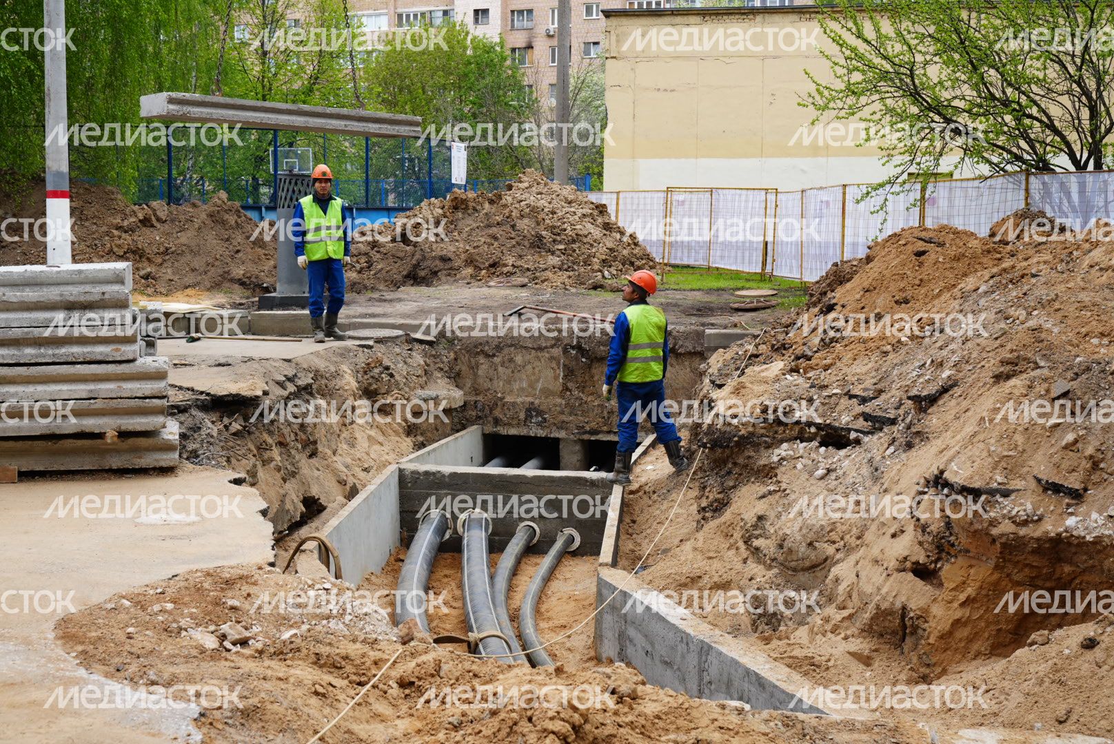 Проверка губернатором ремонта теплосетей в Химках