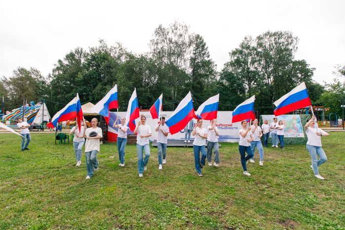 Более 100 участников собрал Солнечный велопарад в Солнечногорске