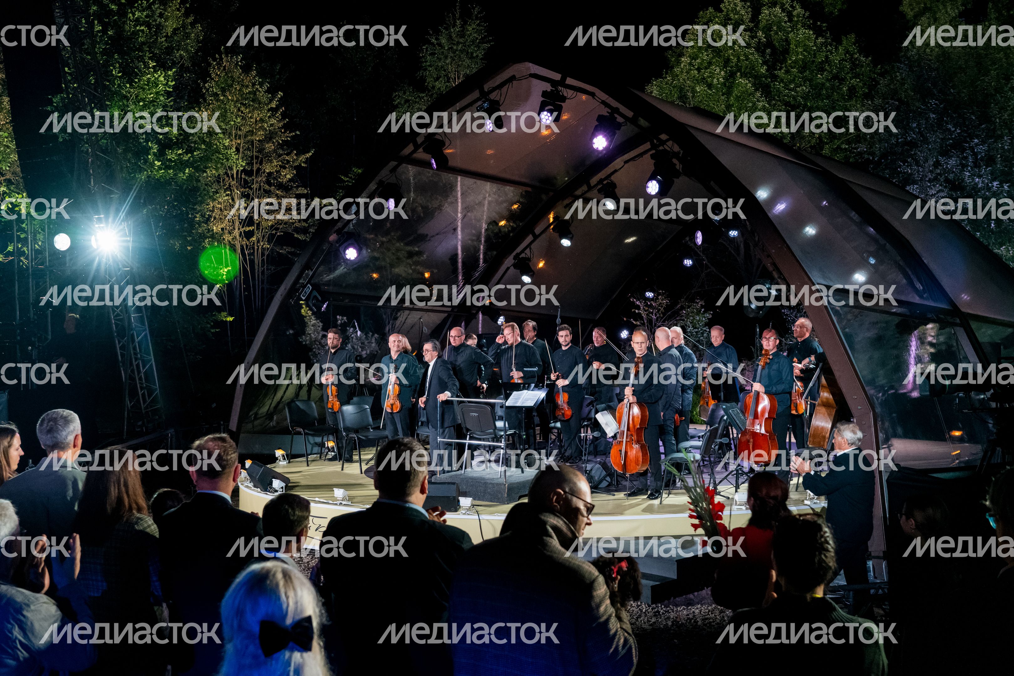 Гала-концерт проекта "Путь Чайковского" в усадьбе "Плещеево" Гала-концерт проекта "Путь Чайковского" в усадьбе "Плещеево"