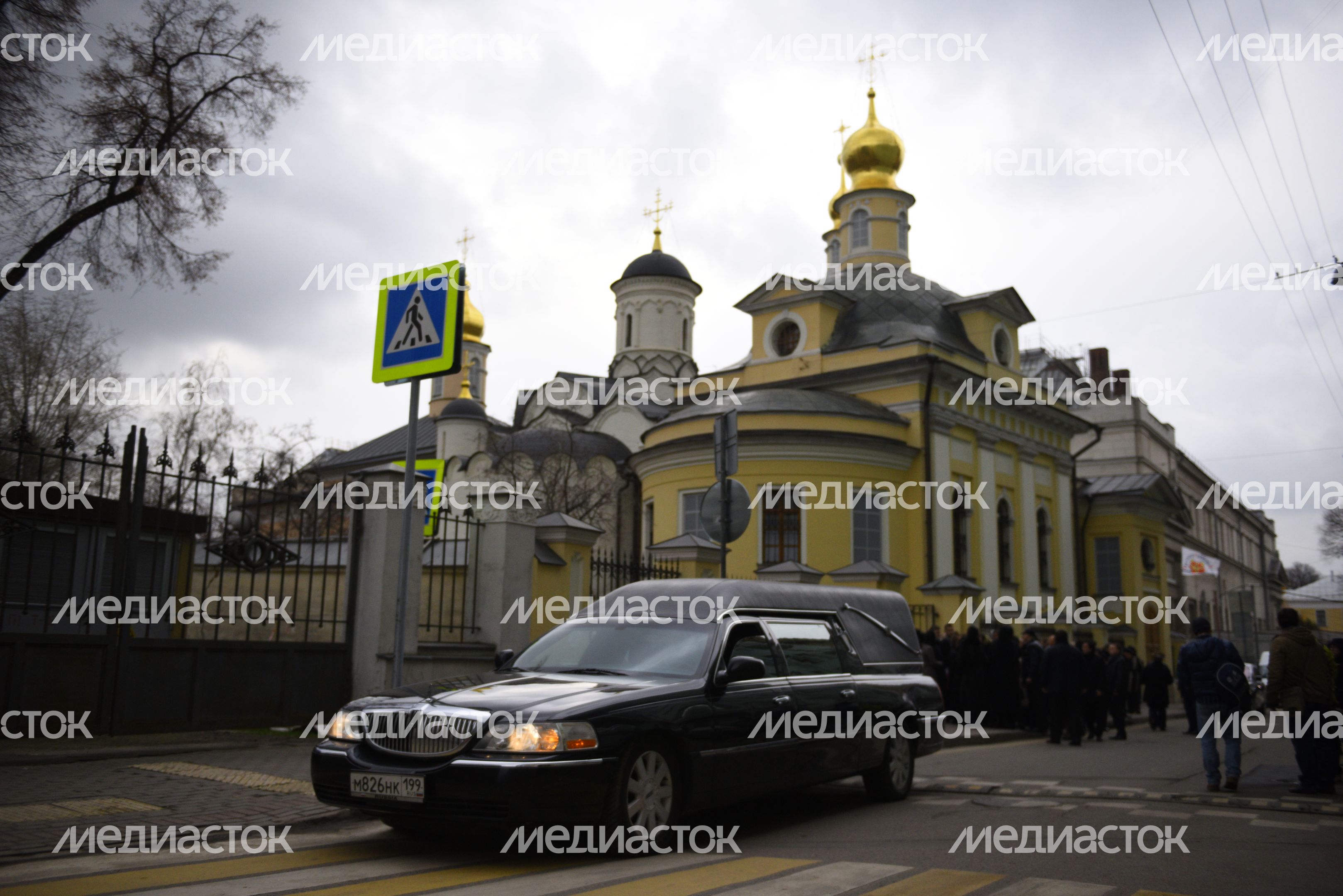 Церемония прощания с режиссером Георгием Юнгвальд-Хилькевичем в Москве