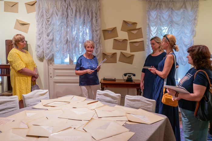 Выставка "Здесь Немирович" в музее-заповеднике "Горки Ленинские"