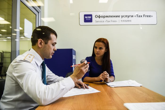 Система tax free для возврата НДС иностранцам начинает работу в России в тестовом режиме
