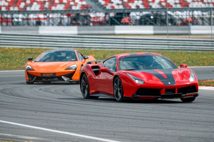Гоночный уик-енд в Волоколамском округе на трассе Moscow Raceway
