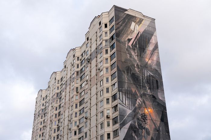 Граффити в Новой Трехгорке в Одинцово. «Истинные ценности» Vesod, Италия.