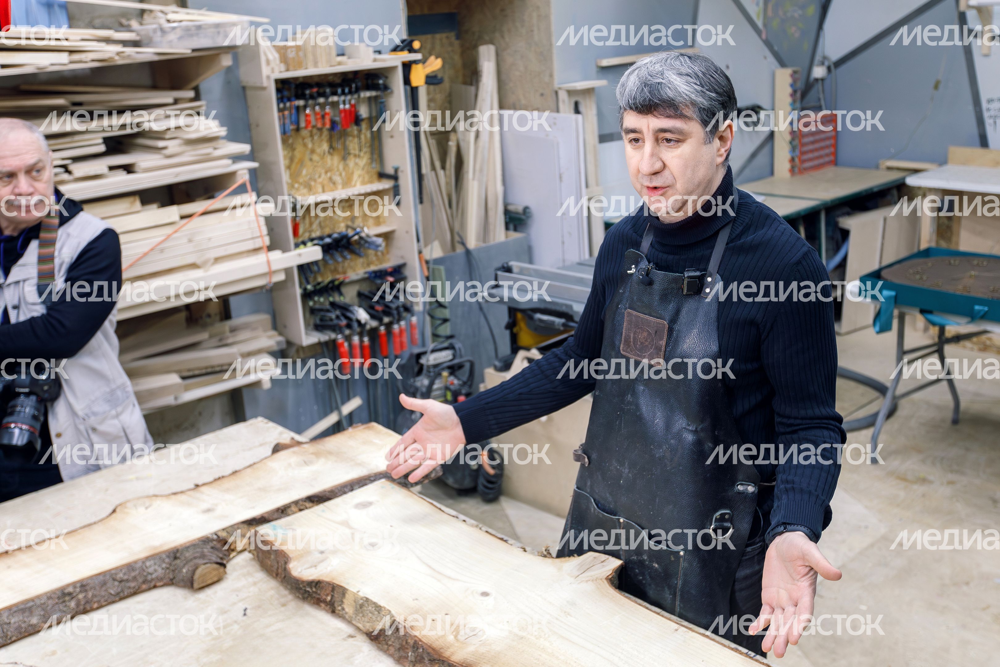 Кремлевская новогодняя ель начинает вторую жизнь в сувенирах Кремлевская новогодняя ель начинает вторую жизнь в сувенирах