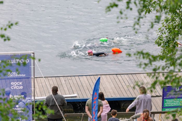 Заплыв на открытой воде Swimcup на Кореневском карьере в Люберцах