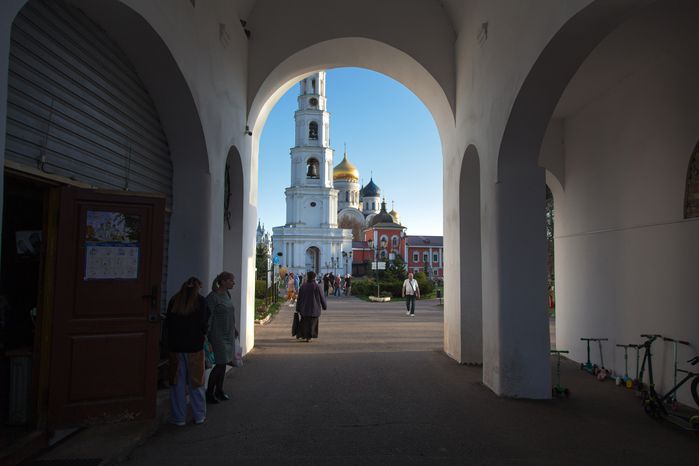 Пасха в Николо-Угрешском монастыре города Дзержинский