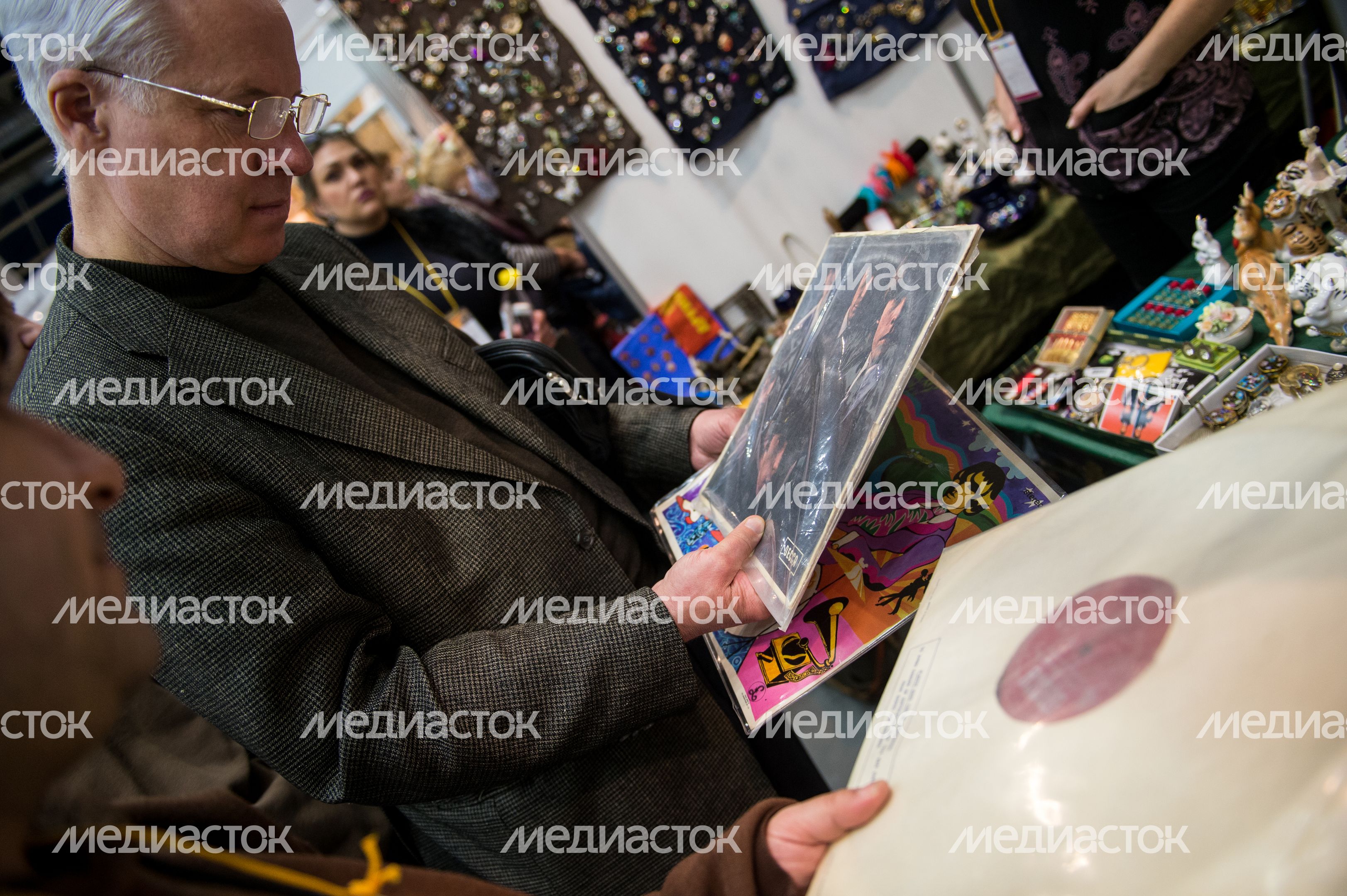 Открытие выставки-ярмарки «Блошиный рынок» в Москве