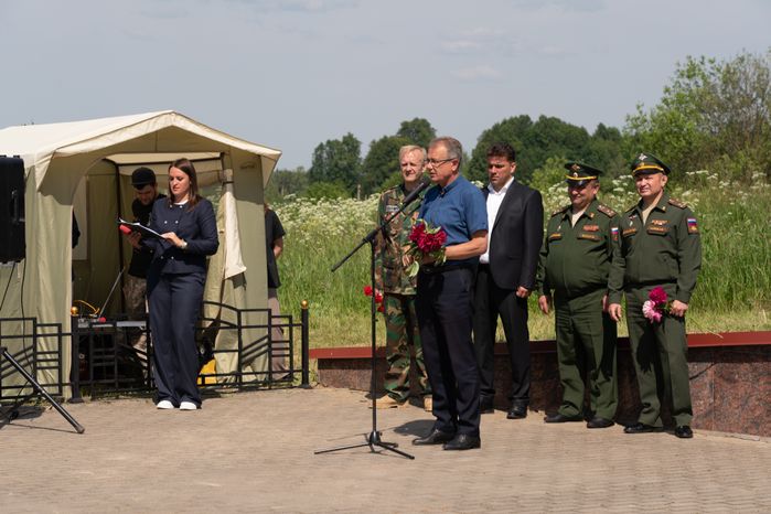 Перезахоронение солдат ВОВ в деревне Ельня