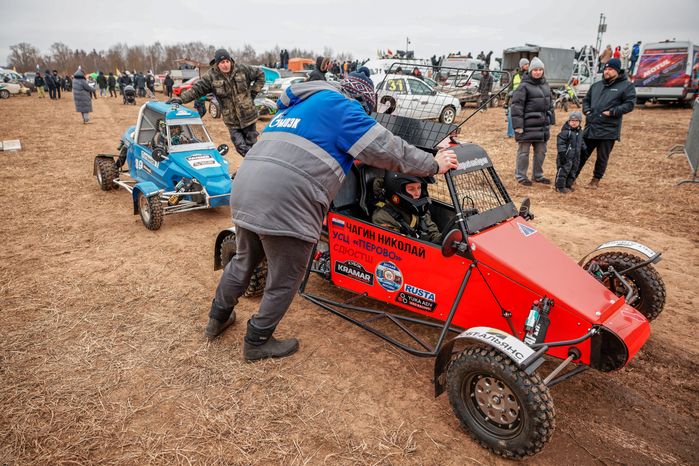 Гонки по кроссу на автомобилях и багги на Кубок Kramar Motorsport в Раменском округе