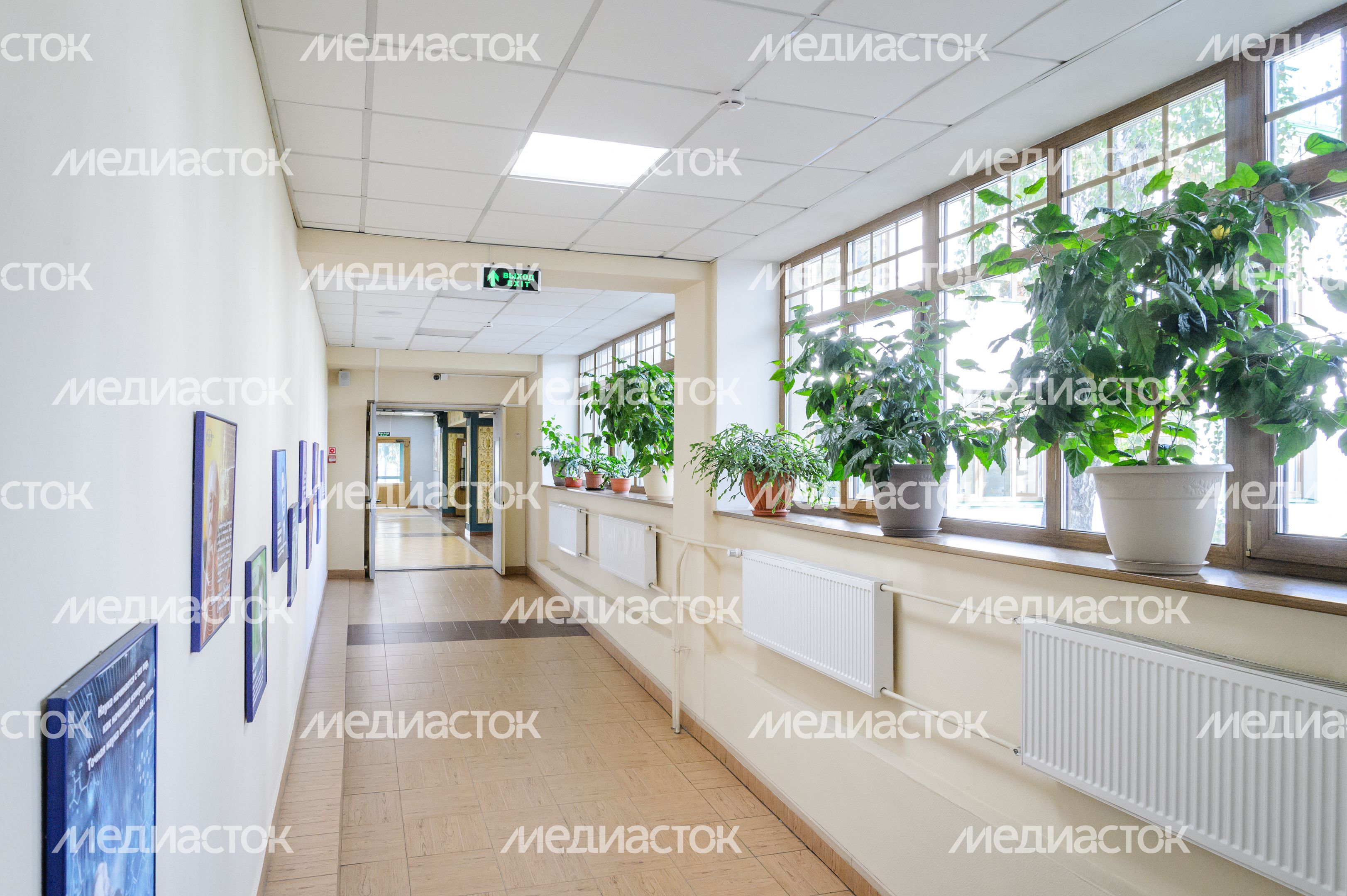 Долгопрудный. «Физтех-лицей» им. П.Л. Капицы Долгопрудный. «Физтех-лицей» им. П.Л. Капицы