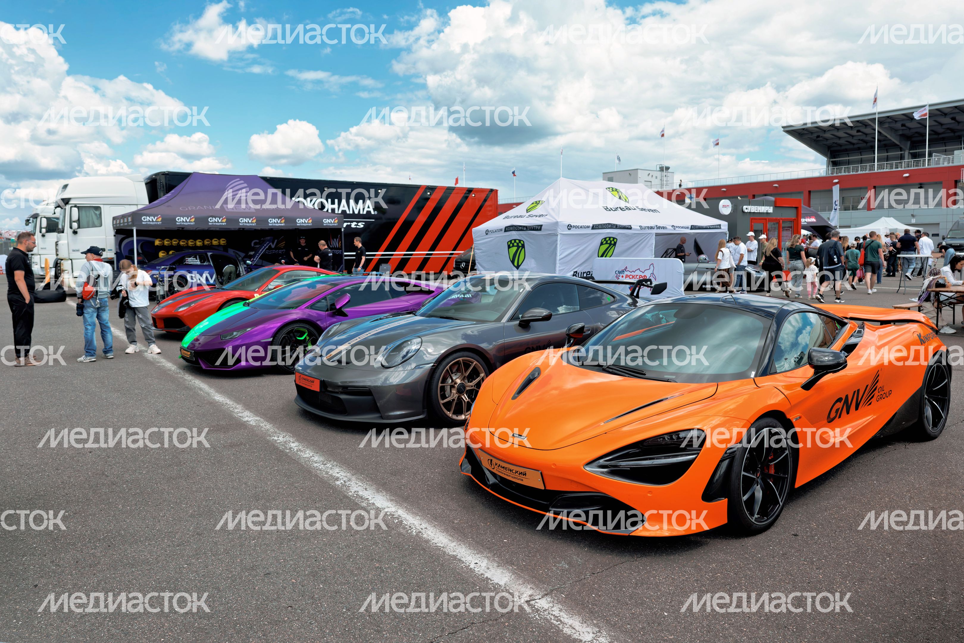 Российская серия кольцевых гонок сезона 2026 года на трассе Moscow Raceway в Волоколамском округе