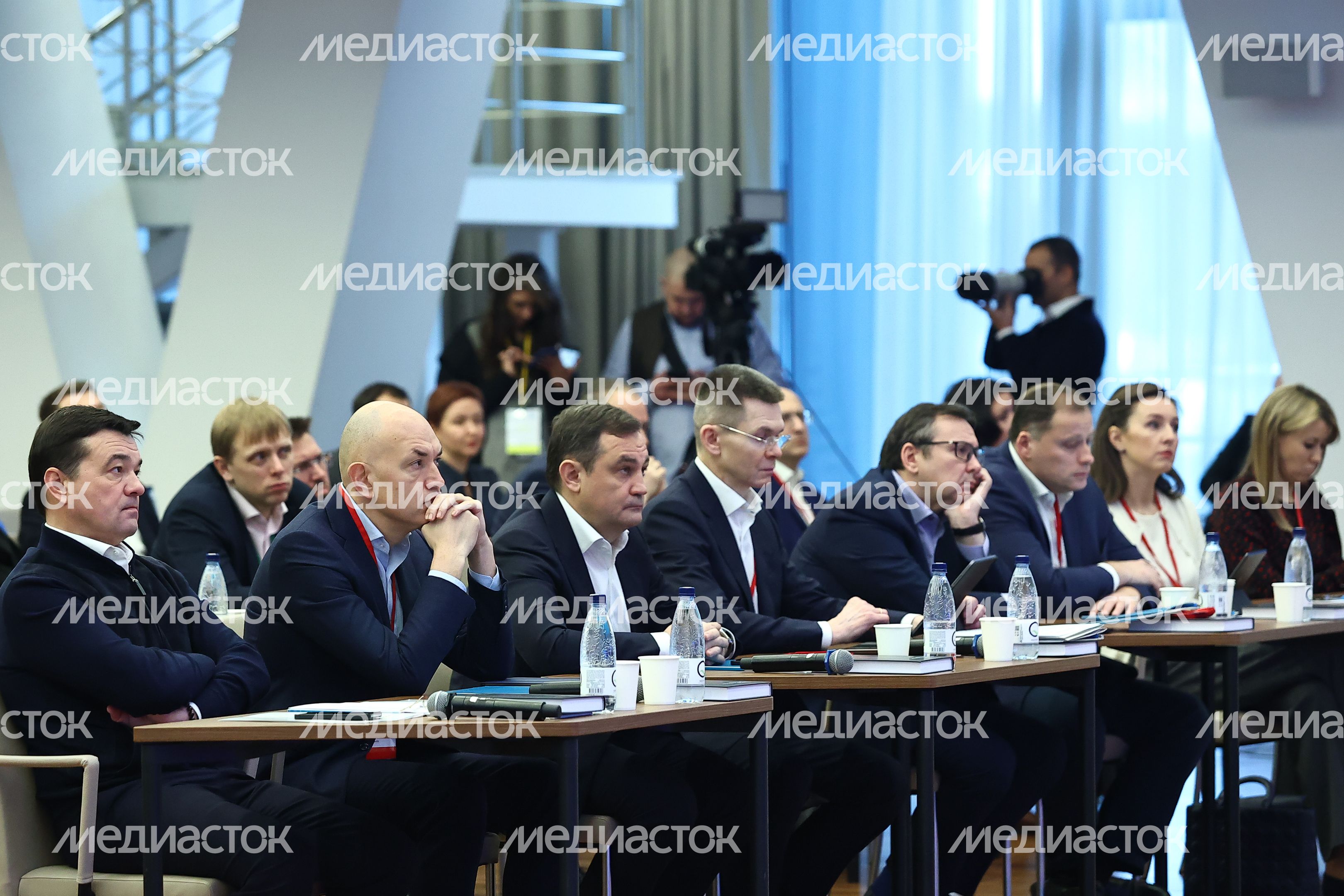 Обучающий семинар для членов правительства региона и глав округов на тему искусственного интеллекта с участием Губернатора Подмосковья