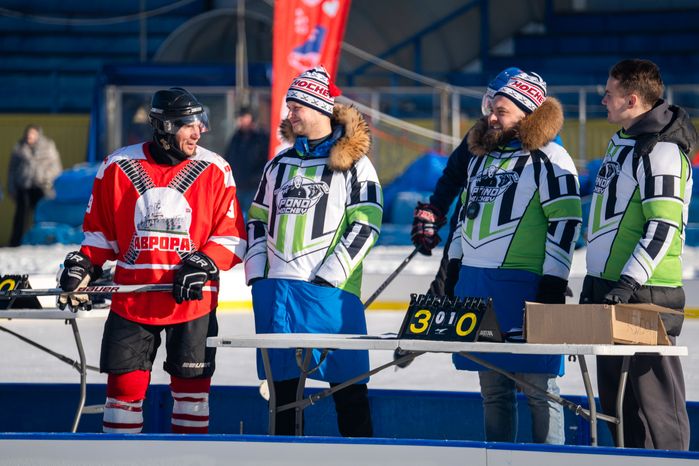 Турнир по уличному хоккею POND HOCKEY в Красногорске
