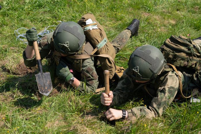 Военно-техническая игра "Арт-дуэль-2024" на аэродроме Волосово