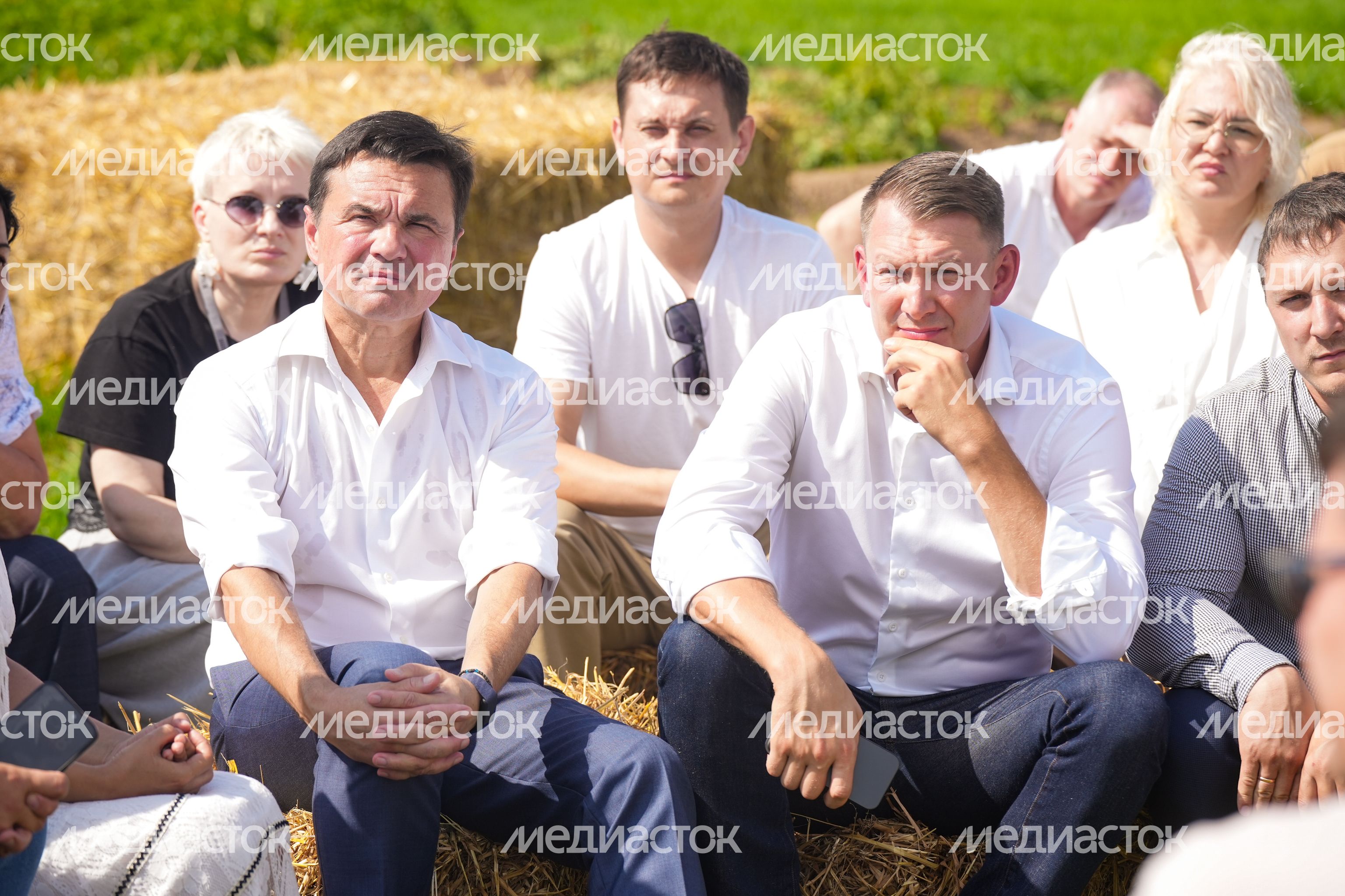 Андрей Воробьев посетил агропромышленную выставку "День поля Московской области"