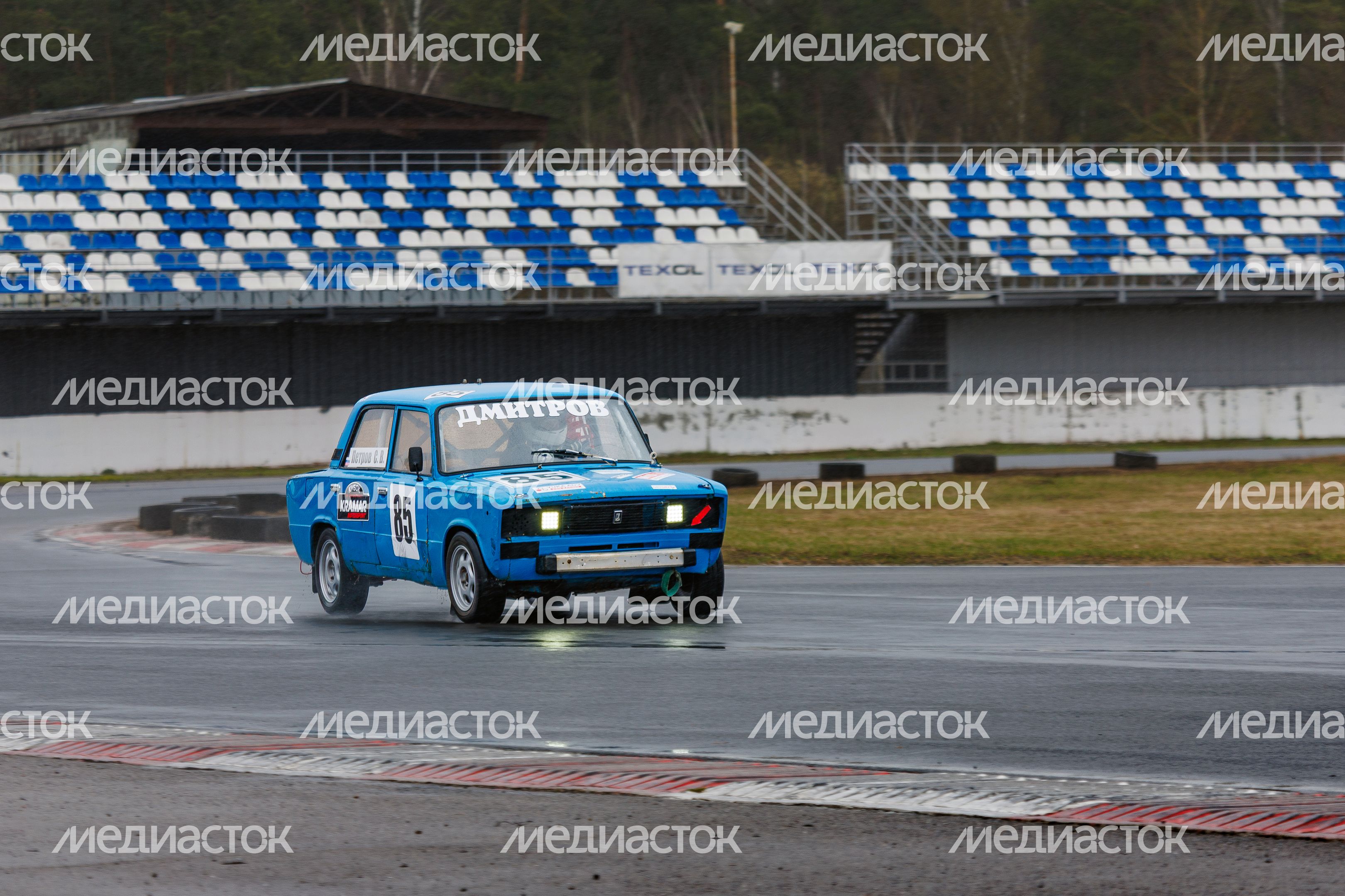 Открытие сезона ралли-кросса на гоночной трассе ADM Raceway в Мячково округа Люберцы Открытие сезона ралли-кросса на гоночной трассе ADM Raceway в Мячково округа Люберцы