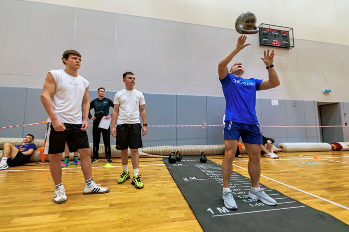 Спортивный проект «Тот самый физрук»: конкурс учителей физкультуры и старшеклассников