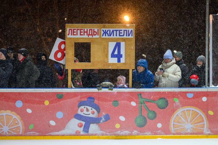 "Выходи во двор": легенды российского хоккея сразились со сборной Долгопрудного