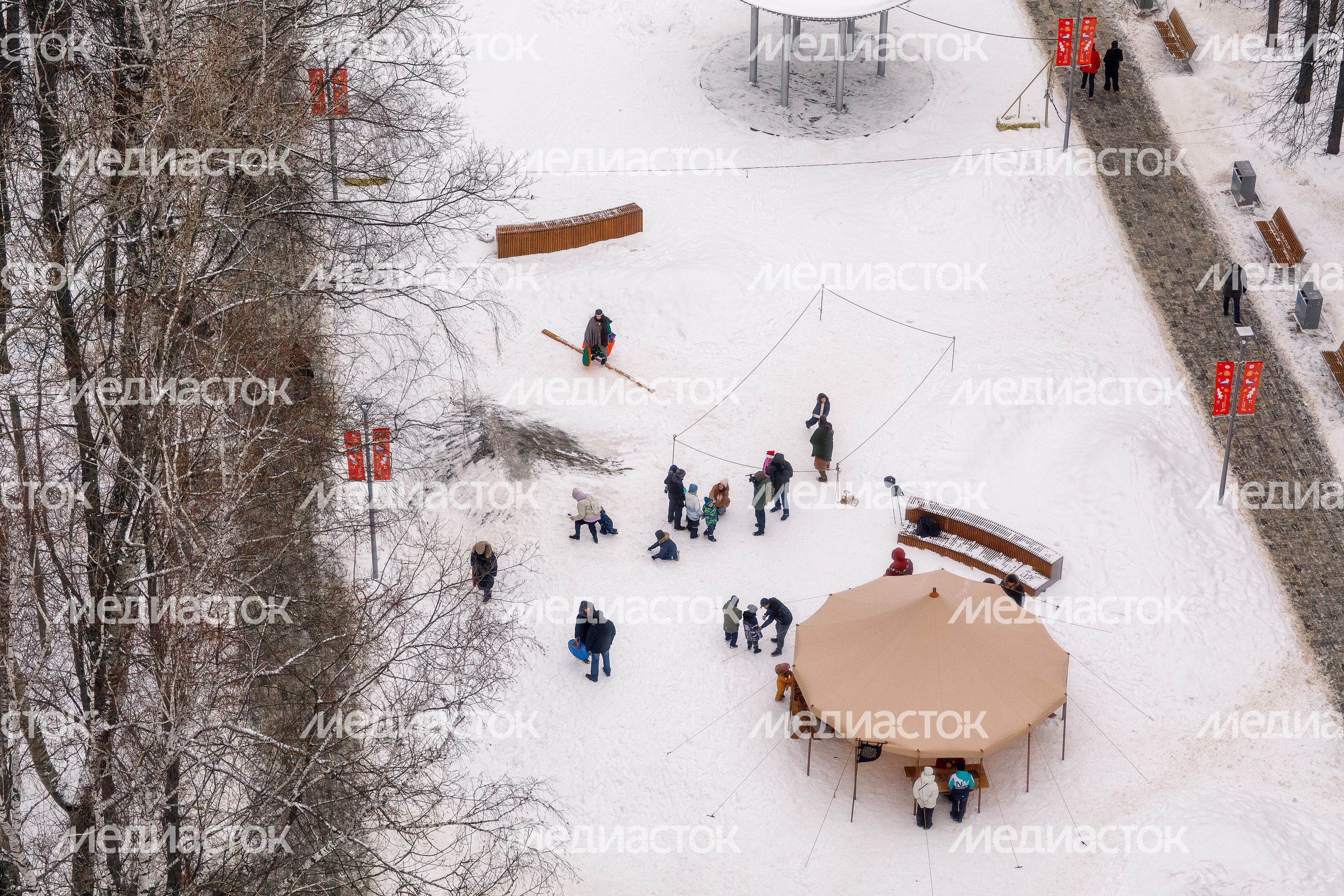 Праздник "Рождественские узоры" в парке имени Л.Н. Толстого в Химках Праздник "Рождественские узоры" в парке имени Л.Н. Толстого в Химках