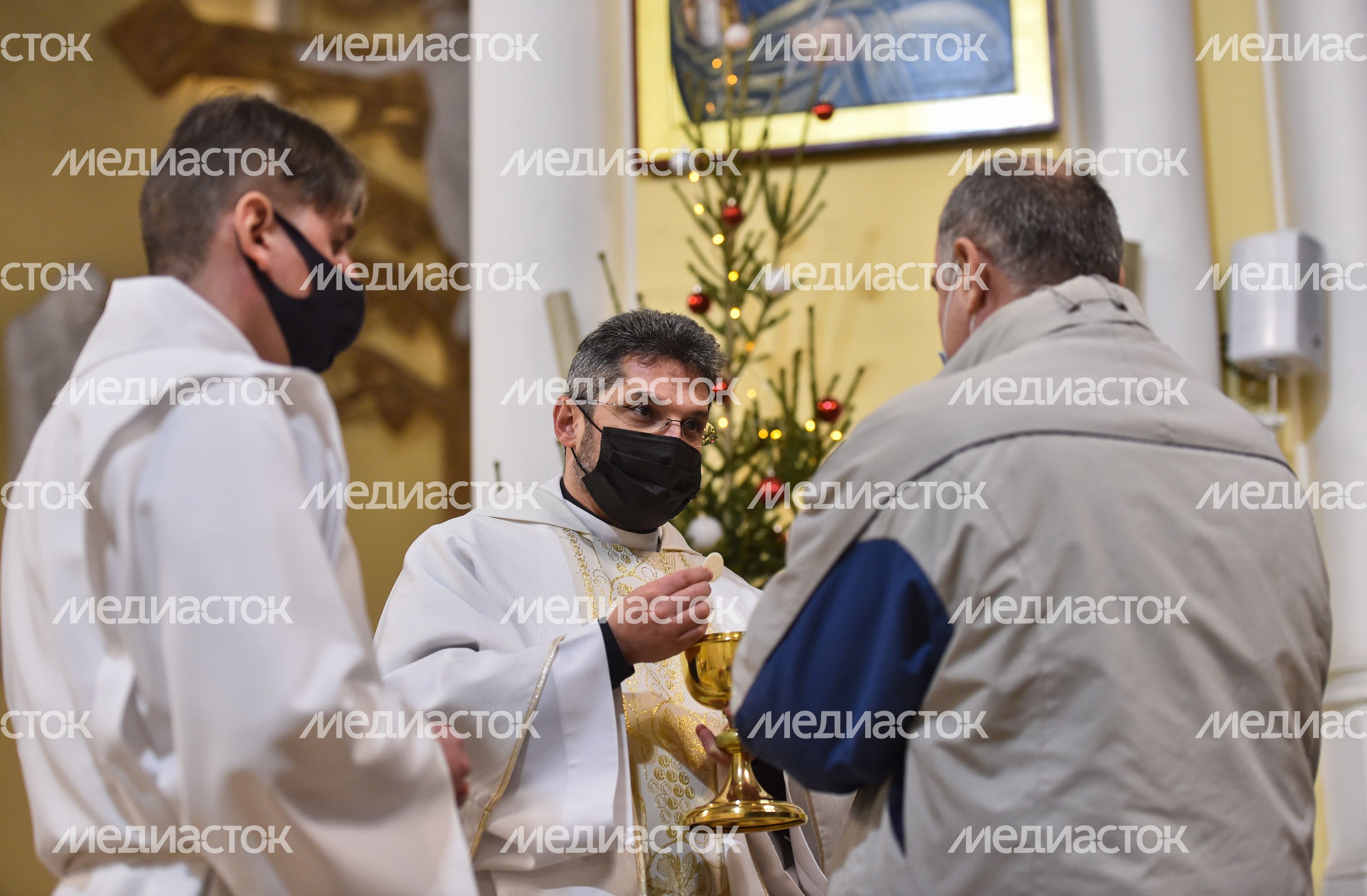 Рождественская служба в кафедральном соборе Непорочного Зачатия Пресвятой Девы Марии