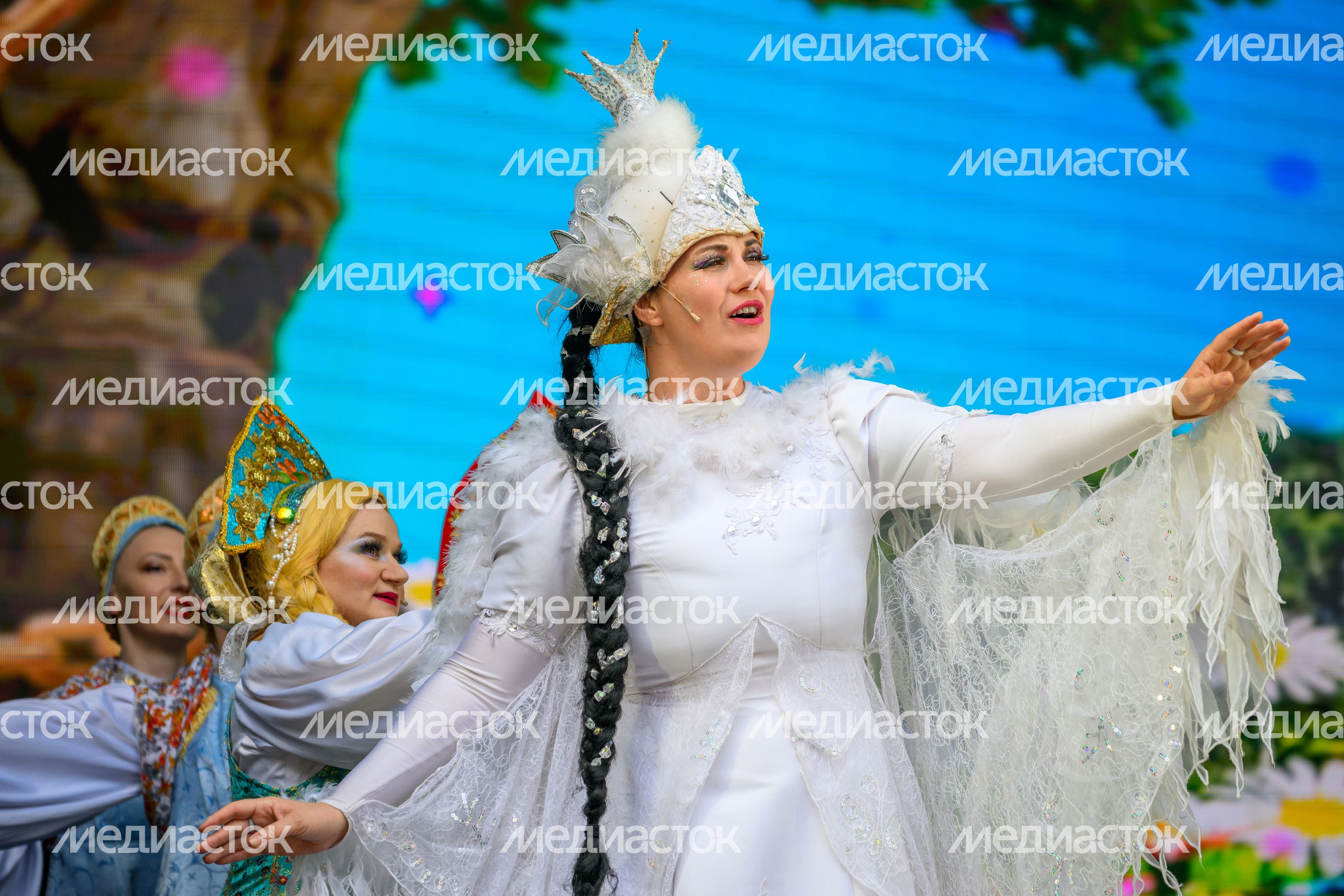 Спектакль «Лукоморье» по сказкам А. Пушкина на Литературном фестивале «Проект: Поэт» в усадьбе Вяземы