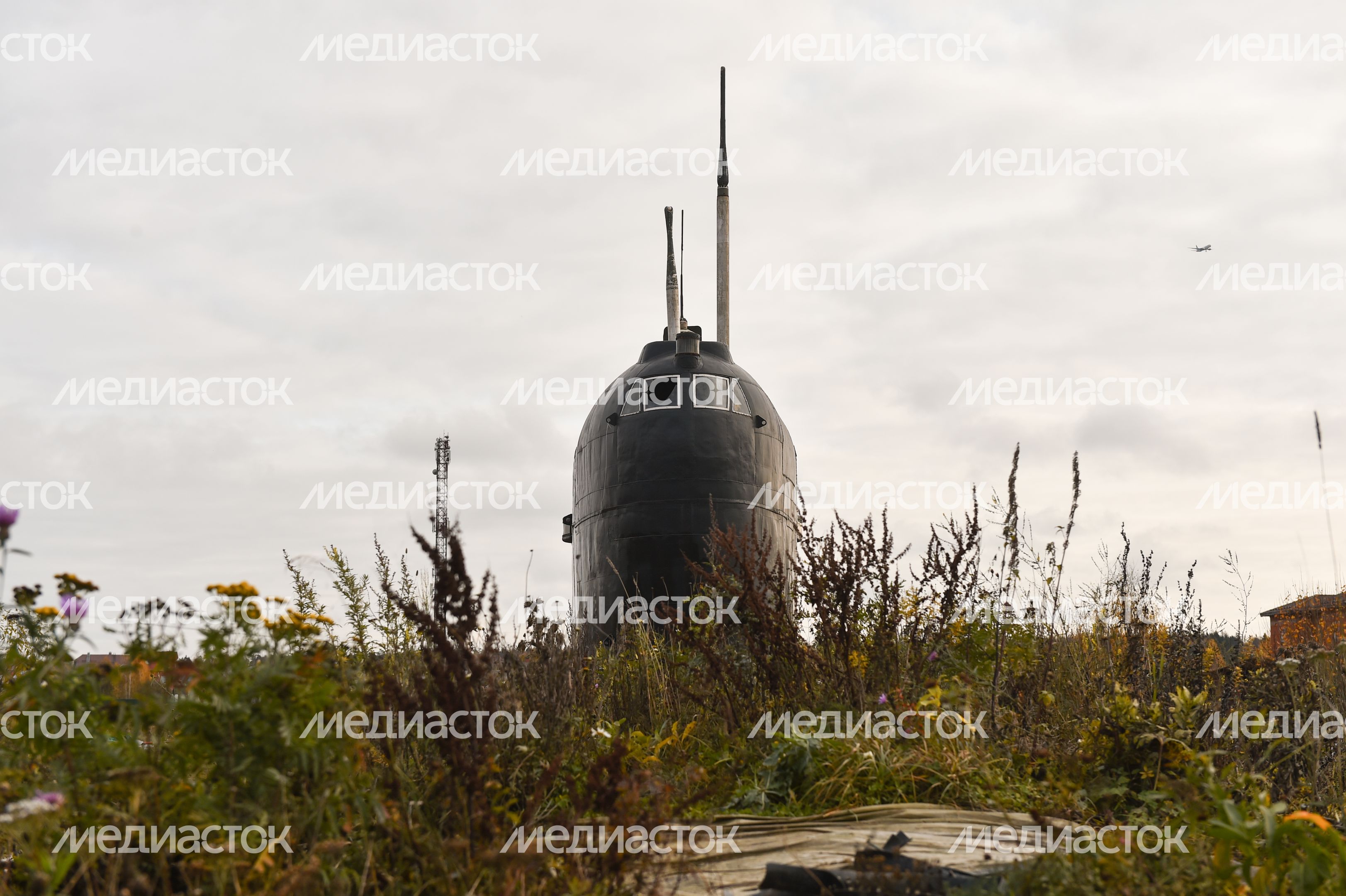 Памятник подводной лодке К-19 и виды села Никульское