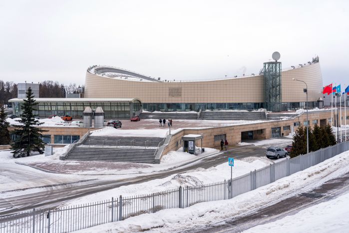 Коломенский конькобежный центр зимой
