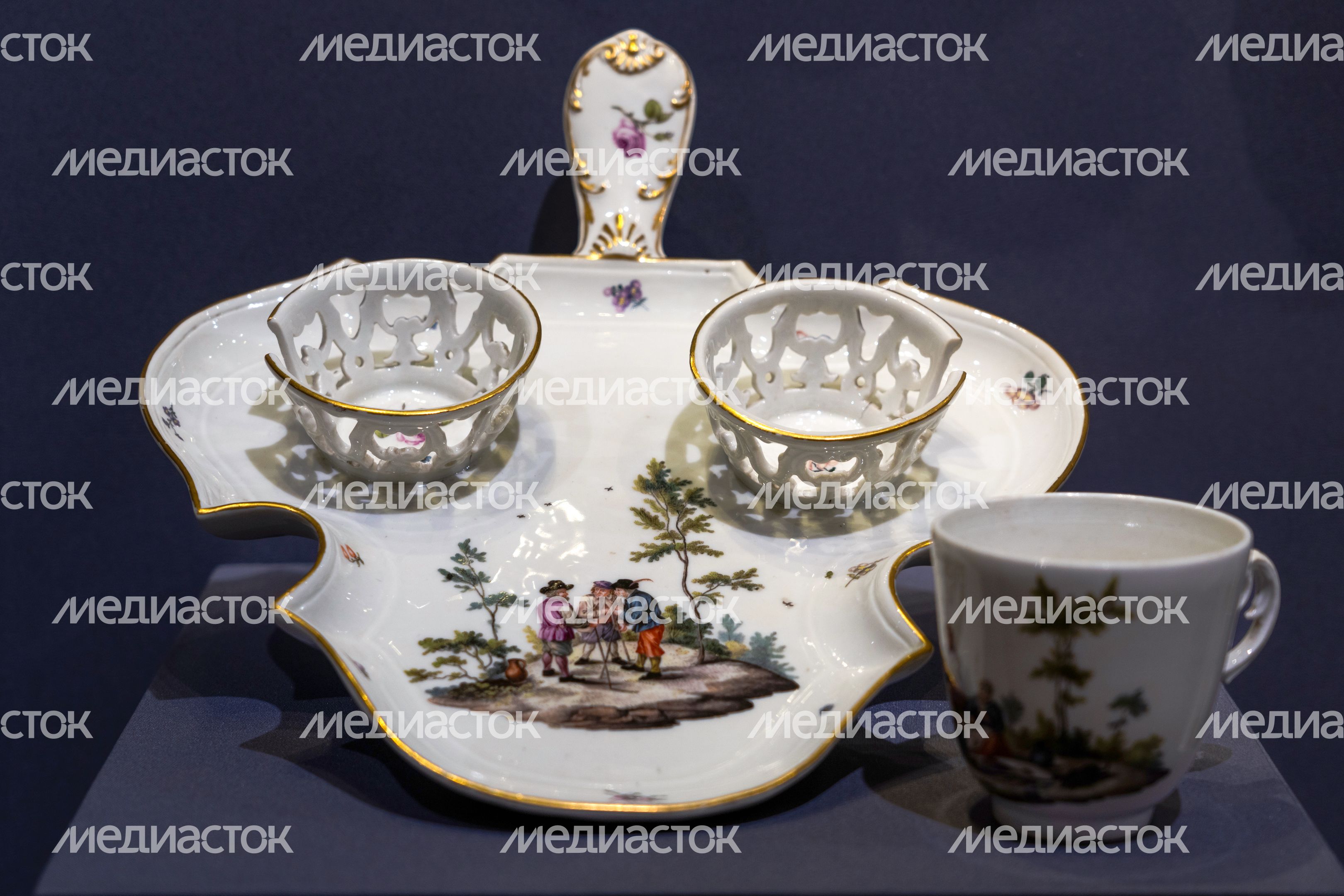Выставка фарфора «Образец для подражания» в музее-заповеднике «Архангельское» округа Красногорск Выставка фарфора «Образец для подражания» в музее-заповеднике «Архангельское» округа Красногорск
