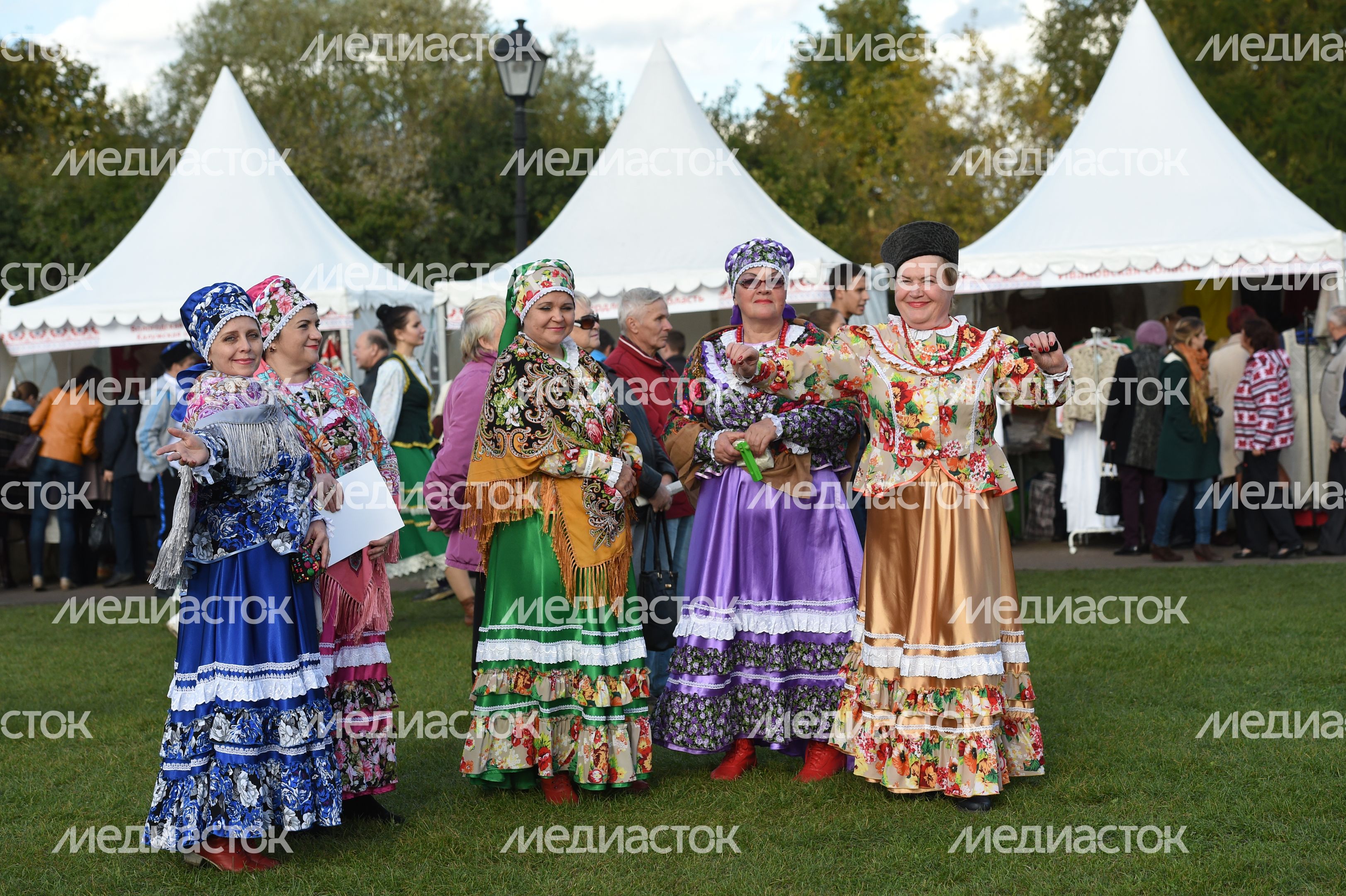 VI Международный фестиваль «Казачья станица – Москва» VI Международный фестиваль «Казачья станица – Москва»